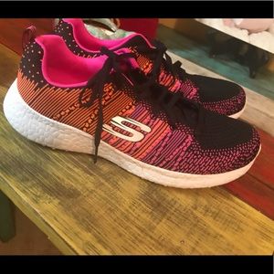 Sketchers shoes Sz 9